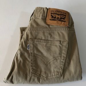Tan Levi's size 10- 214 Straight
